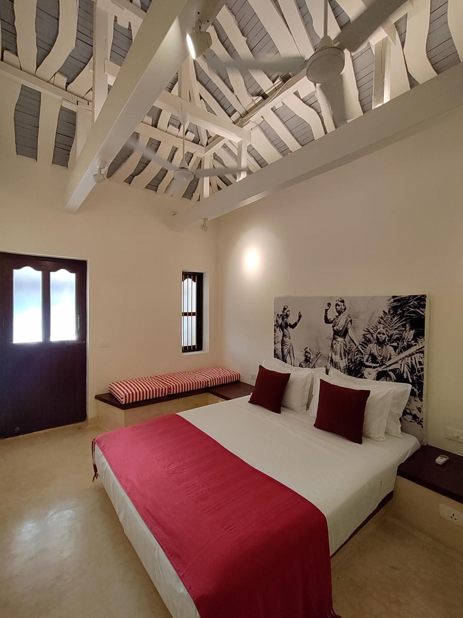 Mangala Heritage By Luxunlock Private Villas Tirukkannapuram Exterior foto